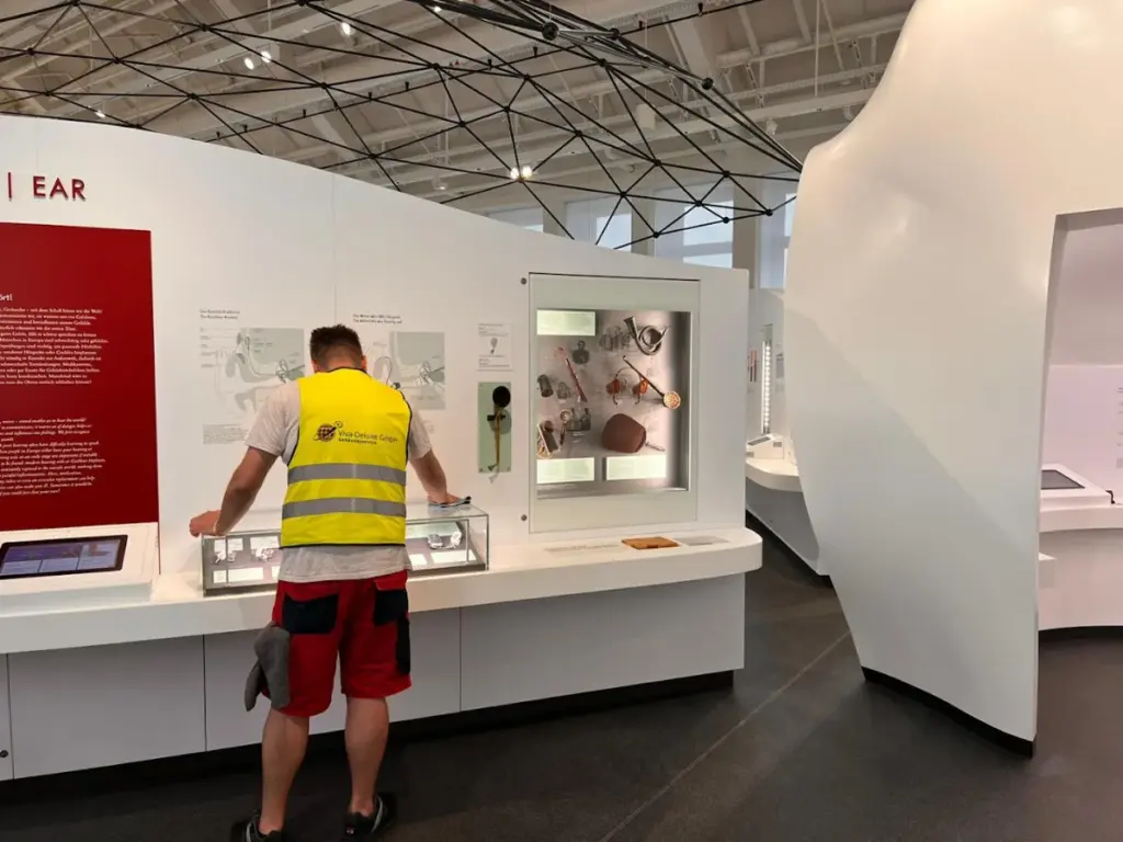 Viva-Deluxe GmbH Gebäudereinigung in München und Umgebung - Arbeitnehmerüberlassung