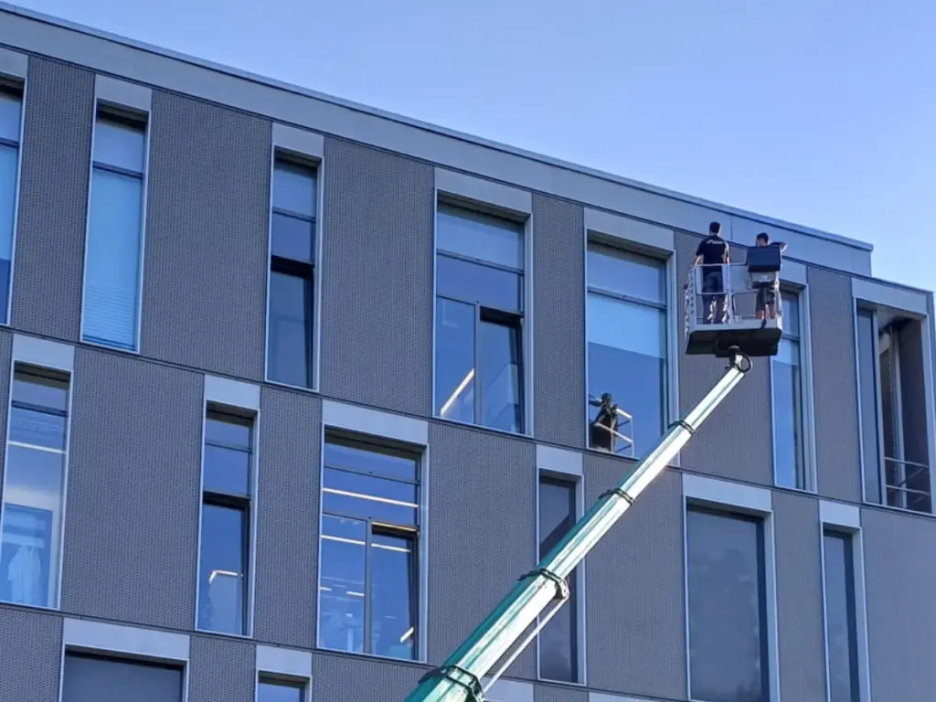 Viva-Deluxe GmbH Gebäudereinigung in München - Arbeitnehmerüberlassung