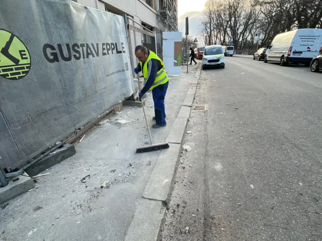 Viva-Deluxe GmbH - Industrie- und Baureinigung in München