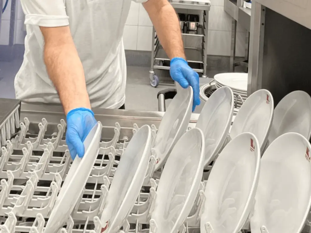 Spüldienste und Hotelreinigung in München - Viva-Deluxe GmbH