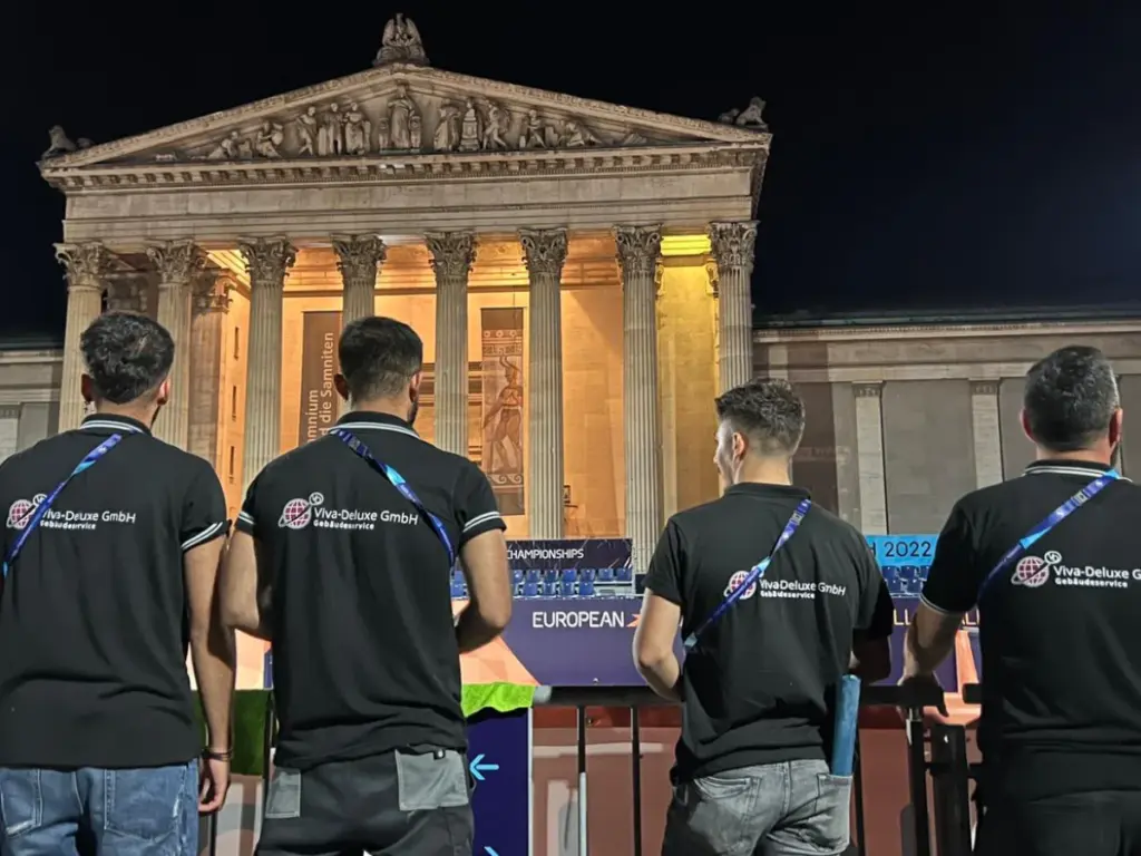 Viva-Deluxe GmbH Gebäudereinigung München - Karriere