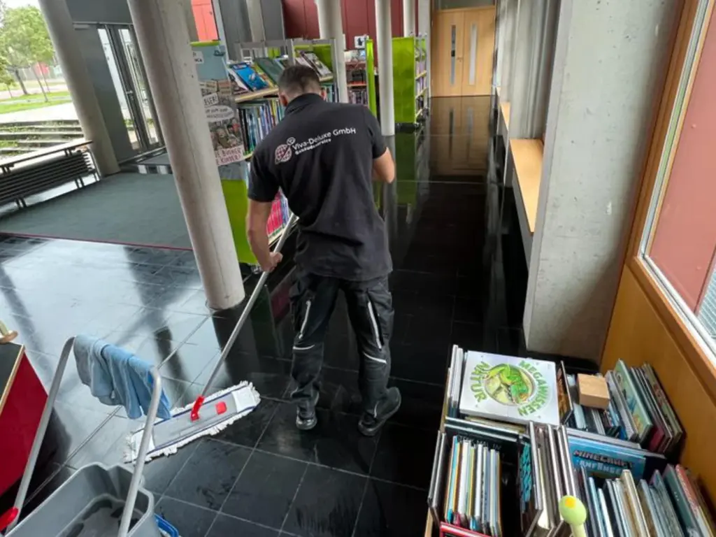 Sonderreinigung / Grundreinigung München - Viva-Deluxe GmbH