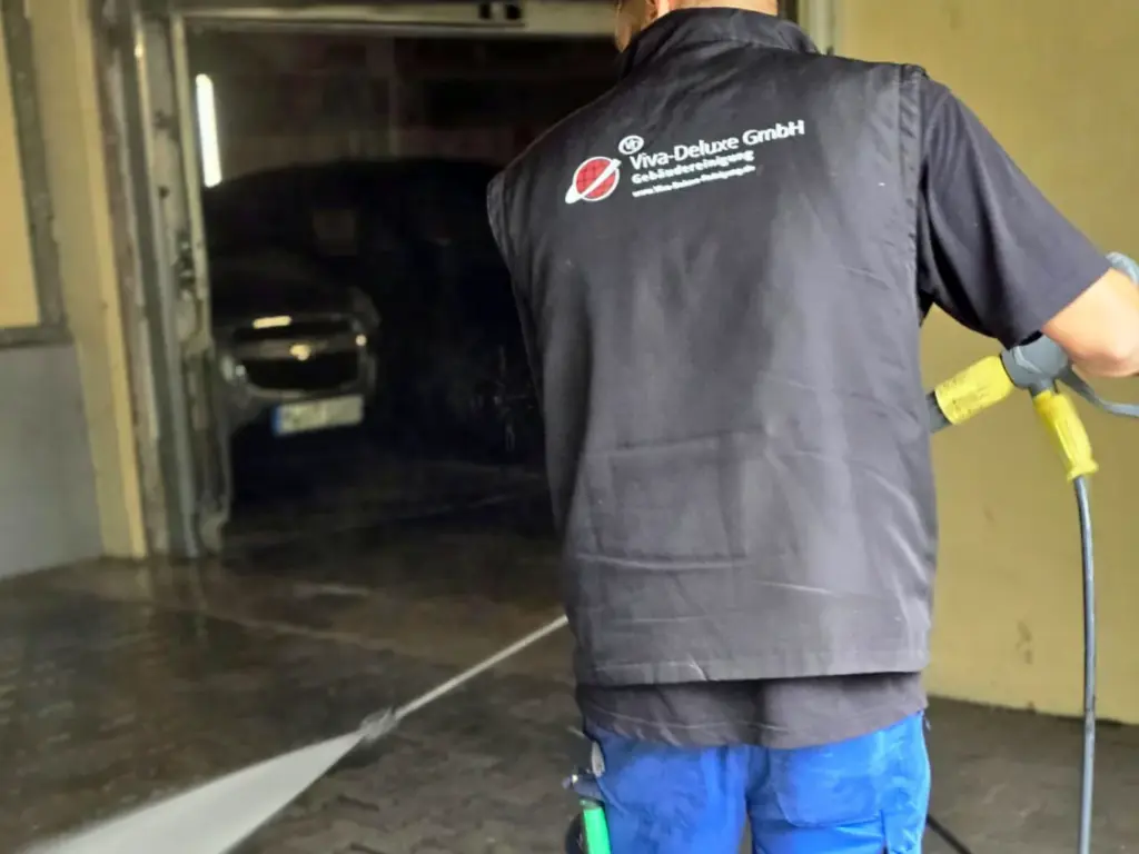 Viva-Deluxe GmbH Tiefgaragenreinigung in München