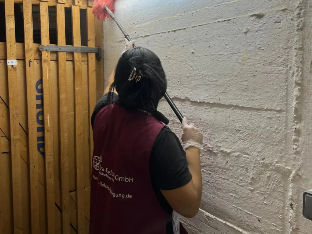 Viva-Deluxe GmbH Tiefgaragenreinigung in München