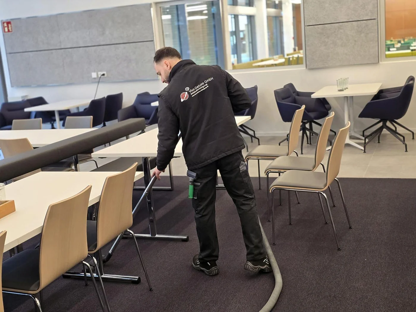 Unterhaltsreinigung & Büroreinigung